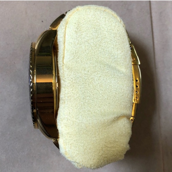 Men’s Invicta Dive/Dress Watch - Picture 3 of 5